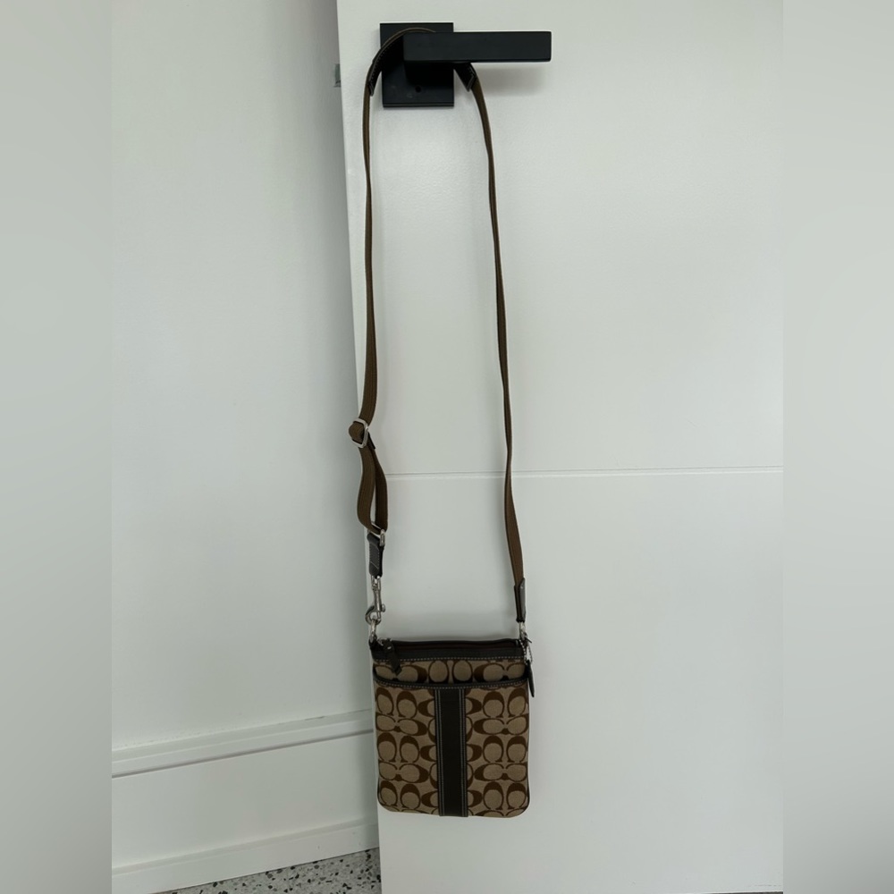 Classic COACH crossbody bag